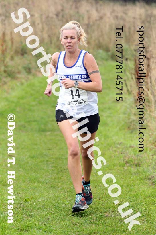 Senior Womens relay, 2021 Farringdon Open Cross Country, Sunderland . Photo: David T. Hewitson/Sports for All Pics